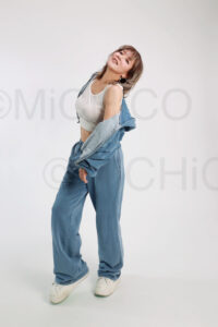 渋谷で撮影したダンサーのアーティスト写真（女性）